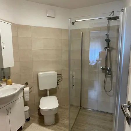 Apartmán Emi *